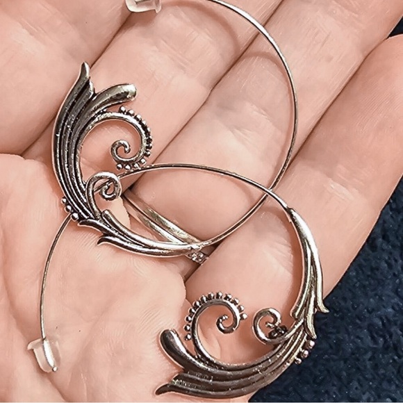 Any 4/$25! Silver Boho Vine Threader Hoop Earrings - Picture 4 of 6
